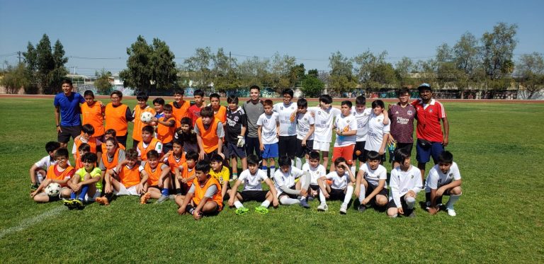 Domingo Matte Mesías regresa con todo el arsenal a los torneos Soprole UC