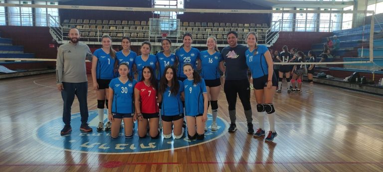Instituto Hebreo en Damas se queda con la primera fecha del Vóleibol Soprole UC