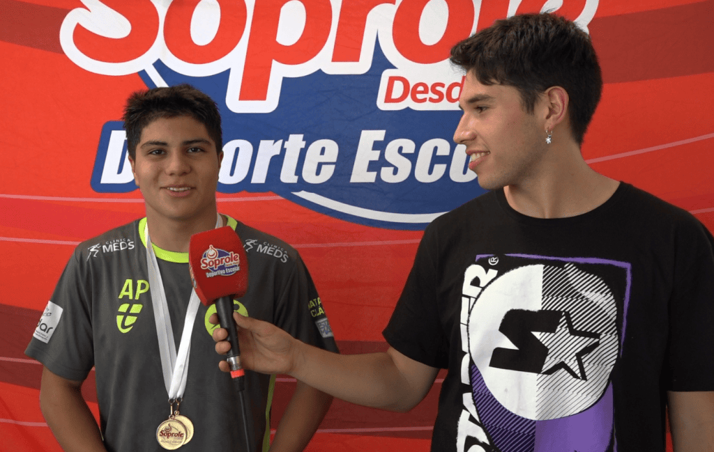 Agustín Pavez nadador del Colegio C-DAR: “Me estoy preparando para ser de los mejores del mundo”