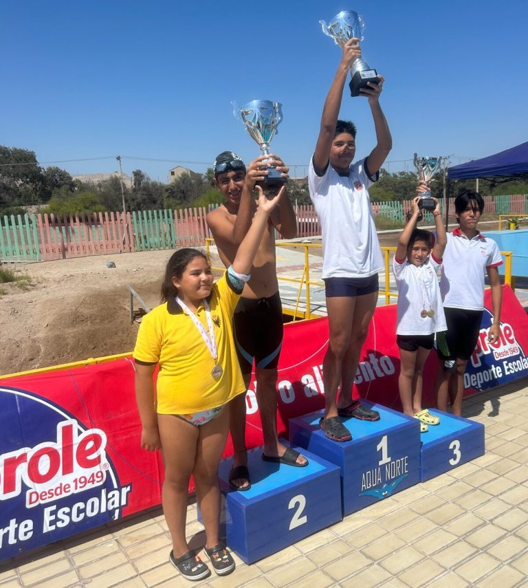 Domingo Santa María campeón del Clasificatorio de Natación Soprole en Arica