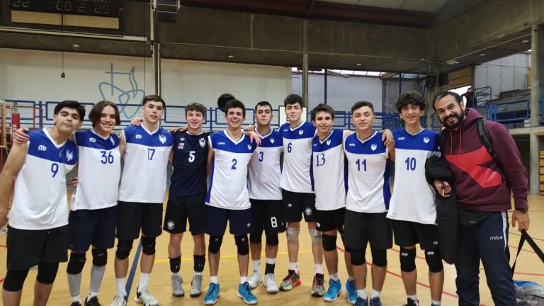 Vóleibol Honor Superior:  Alemán DS cierra la definición de finalistas en la Copa Soprole UC