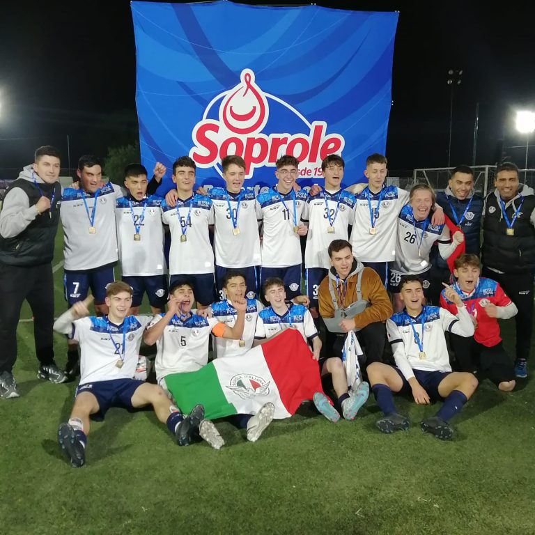 Scuola Italiana celebra nuevamente en el Fútbol de la Copa Soprole UC