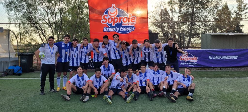 Santa Cruz de Chicureo campeón en Promoción del Fútbol Soprole UC