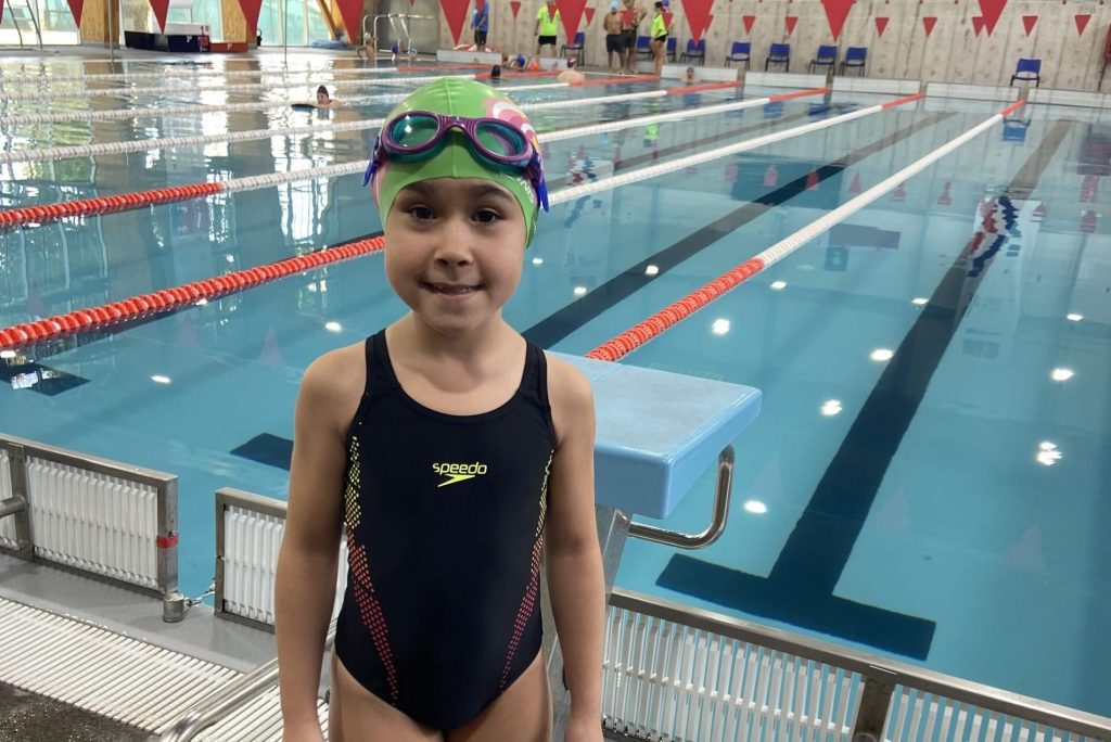 Rosario Sepúlveda inicia el camino de un sueño en la Natación Soprole de Talca