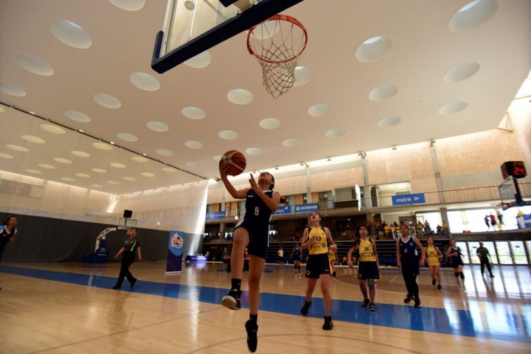 Conoce los duelos que se juegan este sábado en el básquetbol Soprole UC