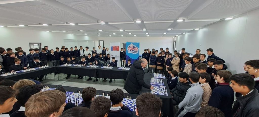 Viña del Mar y Concón eligieron a sus clasificados para la final de las Simultáneas de Ajedrez Soprole