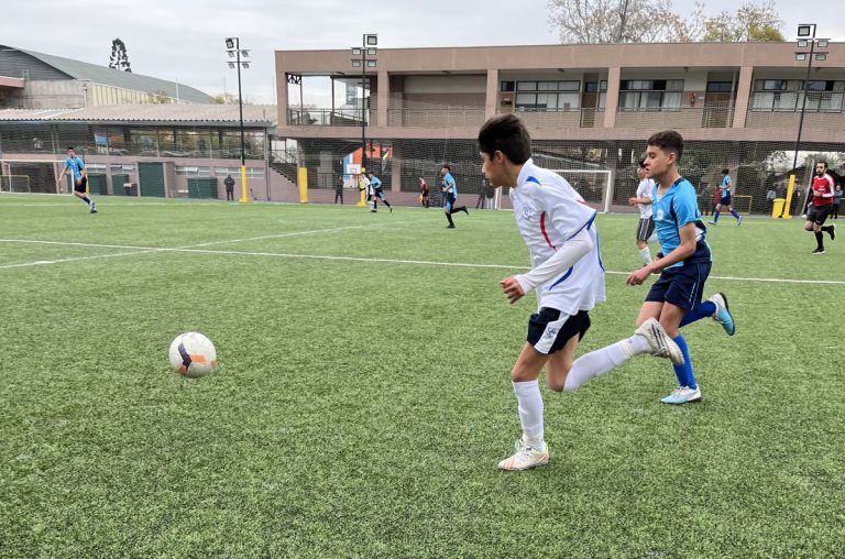 Estos son los colegios que buscan la copa en el Fútbol Promoción Soprole UC