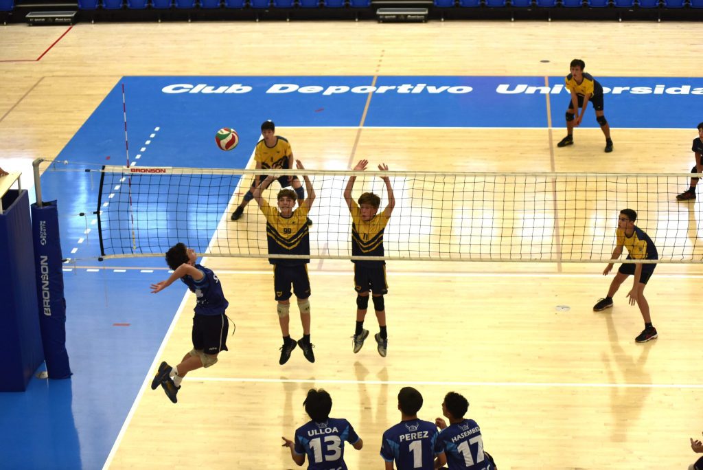 Así estarán compuestos los grupos de Damas y Varones Superior del Vóleibol Soprole UC