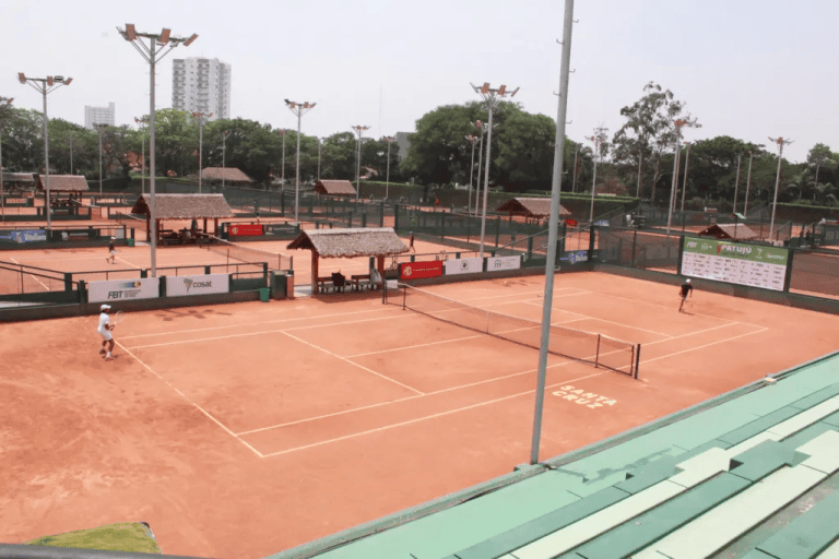 Gran participación escolar en Torneo Patujú en Santa Cruz, Bolivia