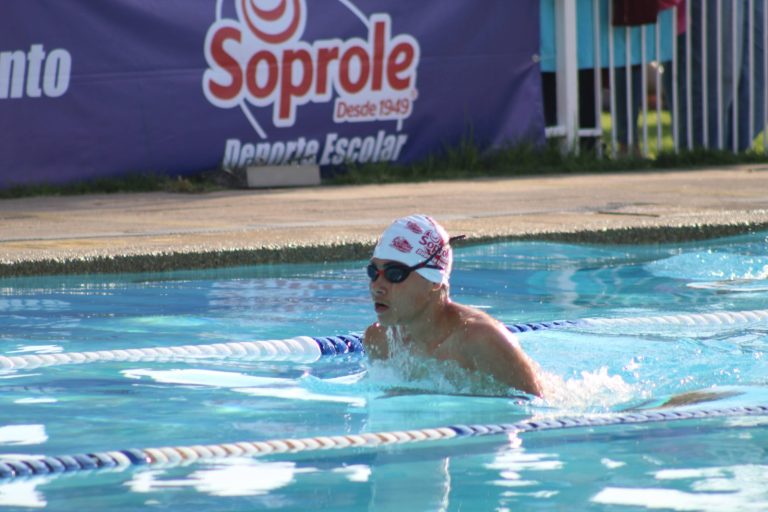 Cupos disponibles para Natación Soprole en Santiago
