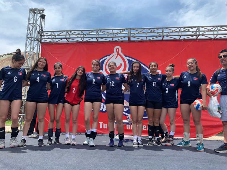 Con gran éxito se vivió la final del Masivo de Vóleibol Soprole en Cerro Navia