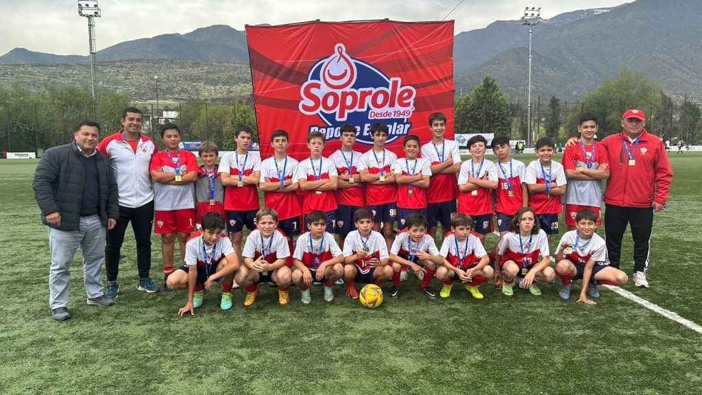 Inglés de Rancagua se consagra en la Copa Soprole UC