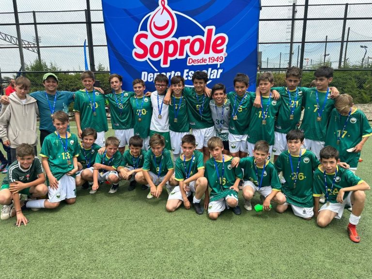Verbo Divino se tomó revancha y es campeón invicto en Mini Soprole UC