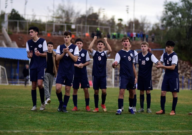 DT de Everest anticipa un triunfo ante Saint George en la final del Fútbol Soprole UC