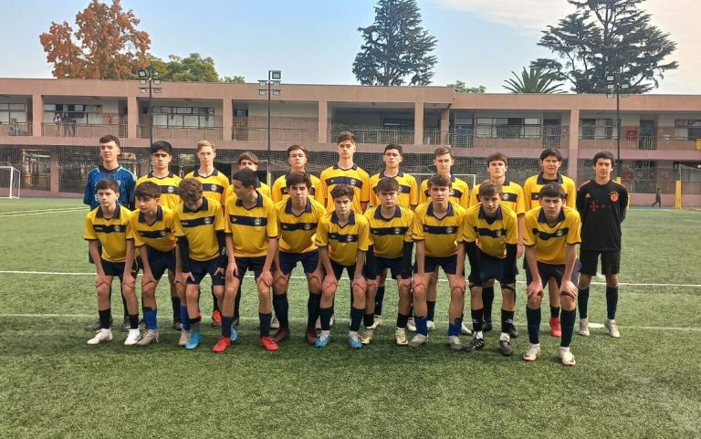 Colegio Puerto Varas va por el título de Proyección “A” Intermedia del Fútbol Soprole UC