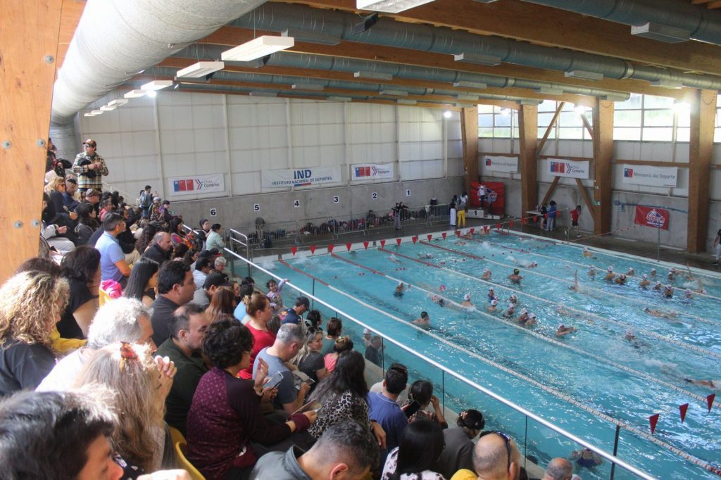 Más de 360 nadadores dieron vida a la 8va fecha de la Natación Soprole en Valparaíso