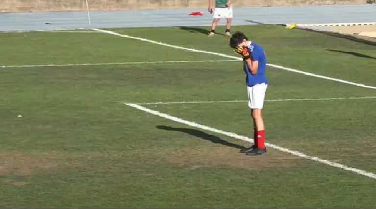 “De héroe a villano”: Arquero de SIEB soltó la ilusión de jugar la final del Fútbol Soprole UC