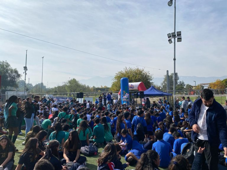 Más de 700 deportistas dieron vida a la 2da fecha del Vóleibol Masivo Soprole