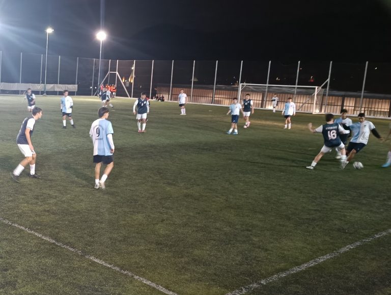 Confirmada la primera semifinal del Fútbol Soprole UC tras partidazo de Everest y SS.CC Manquehue