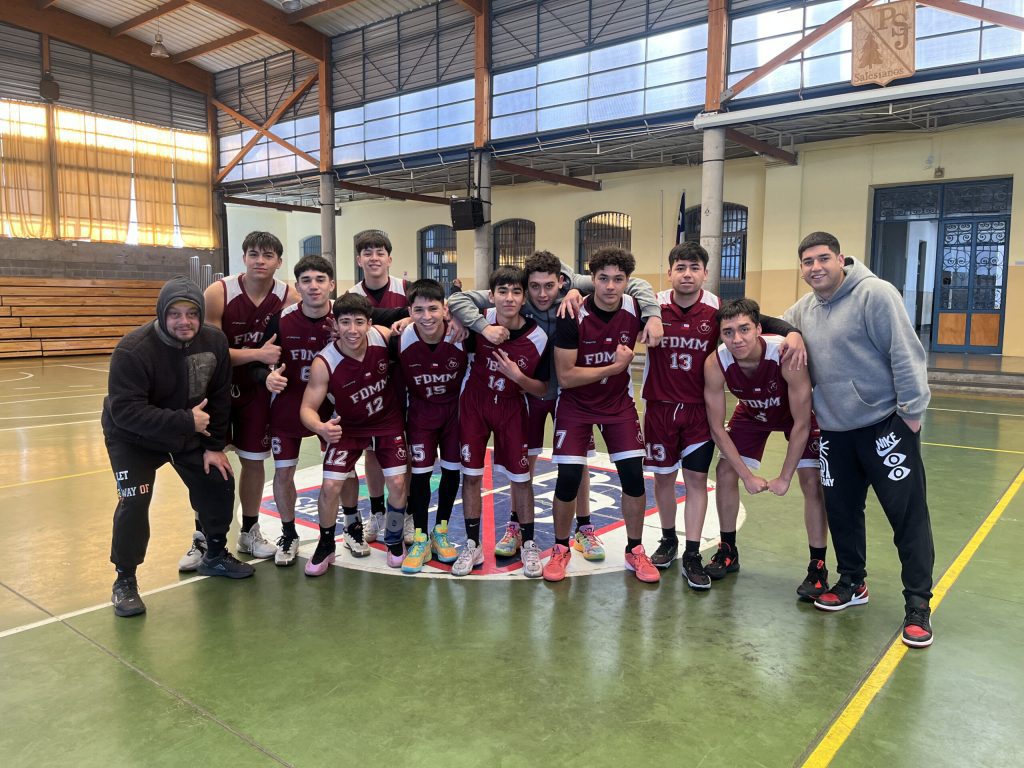 Domingo Matte a semis tras tras contundente victoria en el Básquetbol Soprole UC