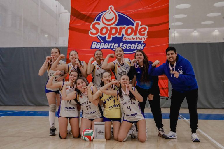 Sin varias figuras, pero con ilusión intacta: Boston College Alto Macul defiende la copa del Vóleibol Soprole UC