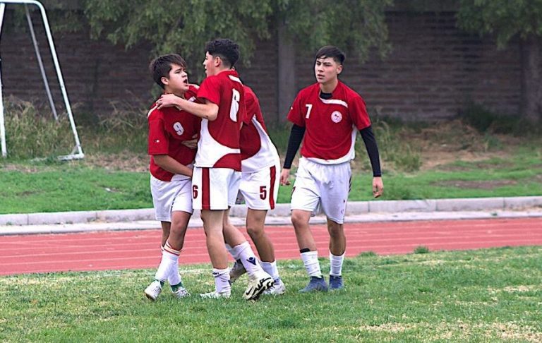 Se definen los cuartos y conoceremos al primer finalista del Fútbol Soprole UC