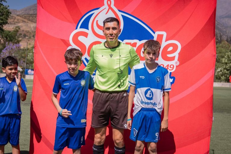 Galería de fotos Proyección B Mini e Infantil Fútbol Soprole UC