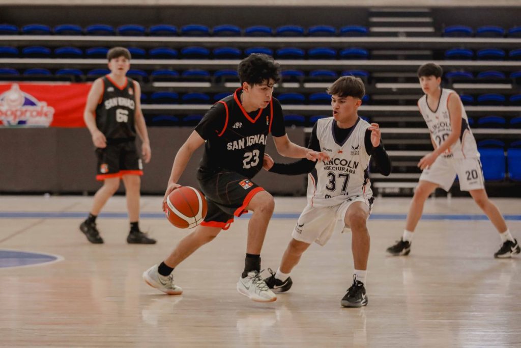 Tenemos a los primeros semifinalistas del Básquetbol Soprole UC
