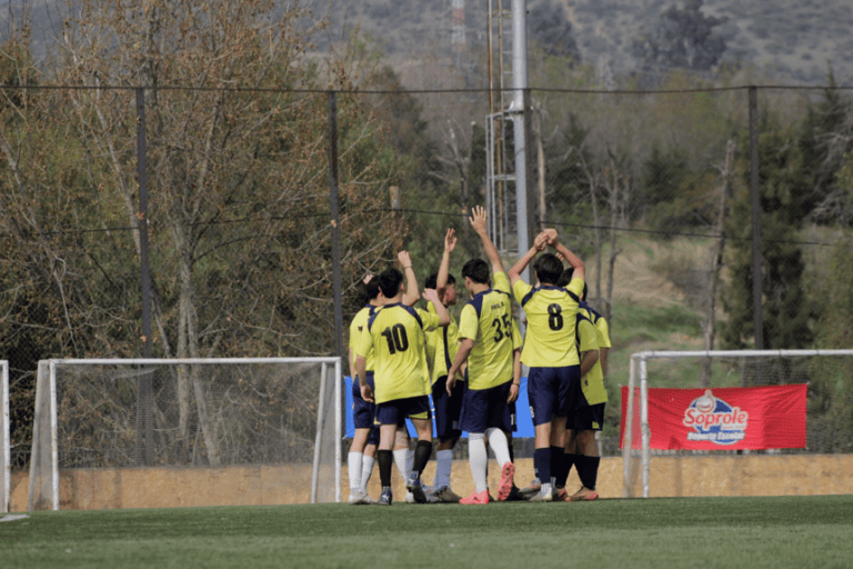 Equipos que van por el bicampeonato del Fútbol Soprole UC